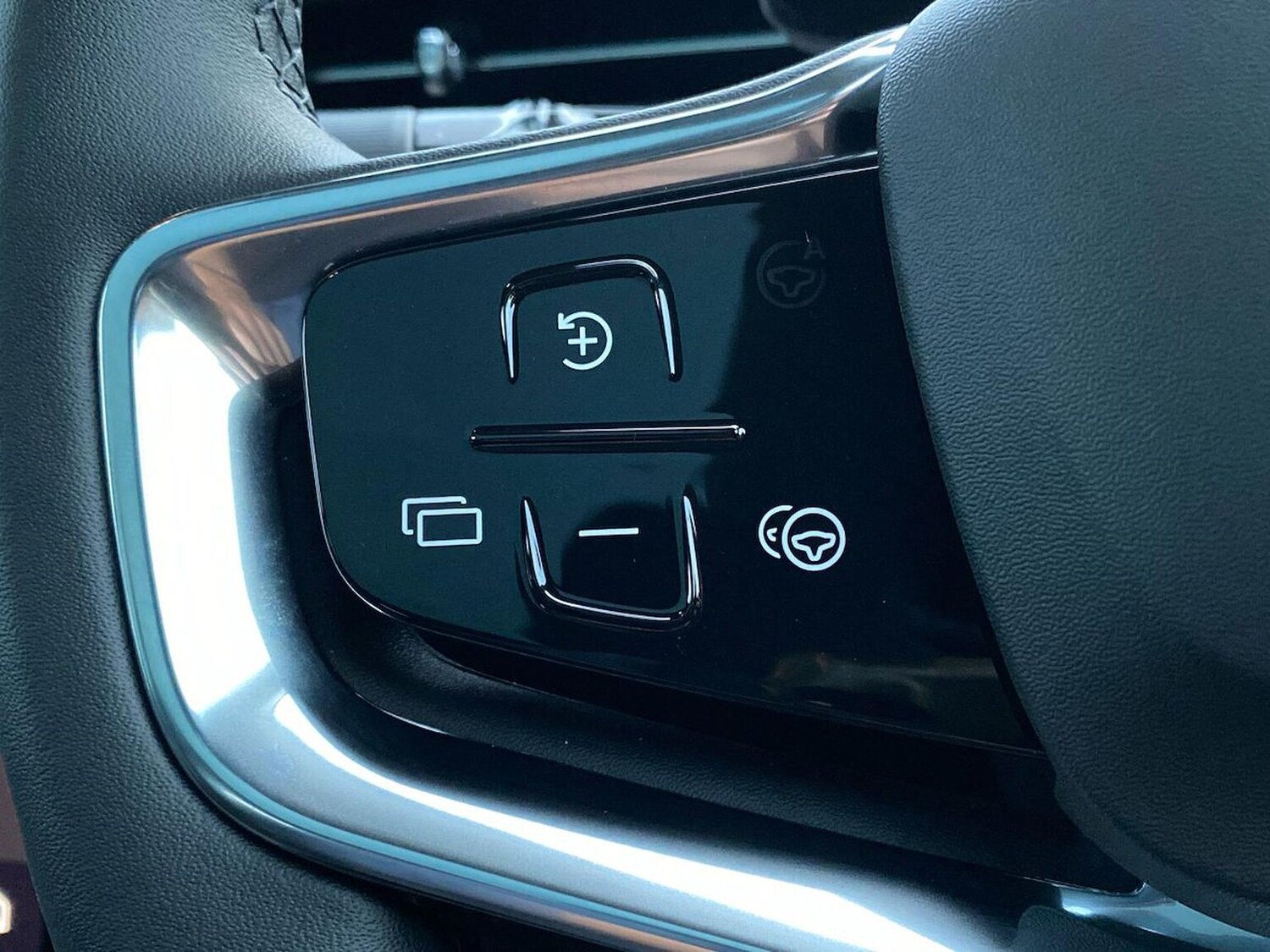 Used Volvo EX90 2025 for sale - 77489742: Photo 25