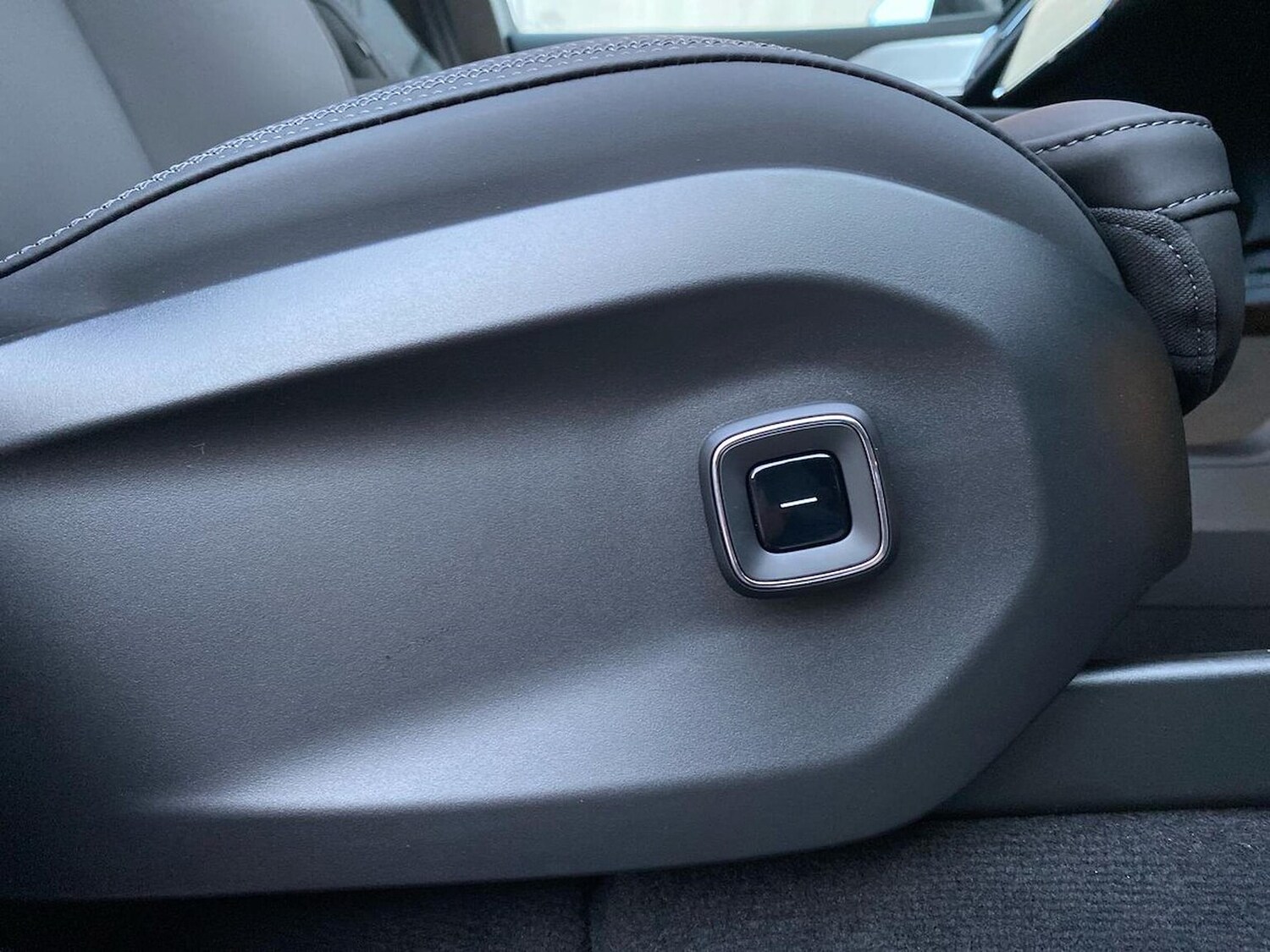 Used Volvo EX90 2025 for sale - 77489742: Photo 28