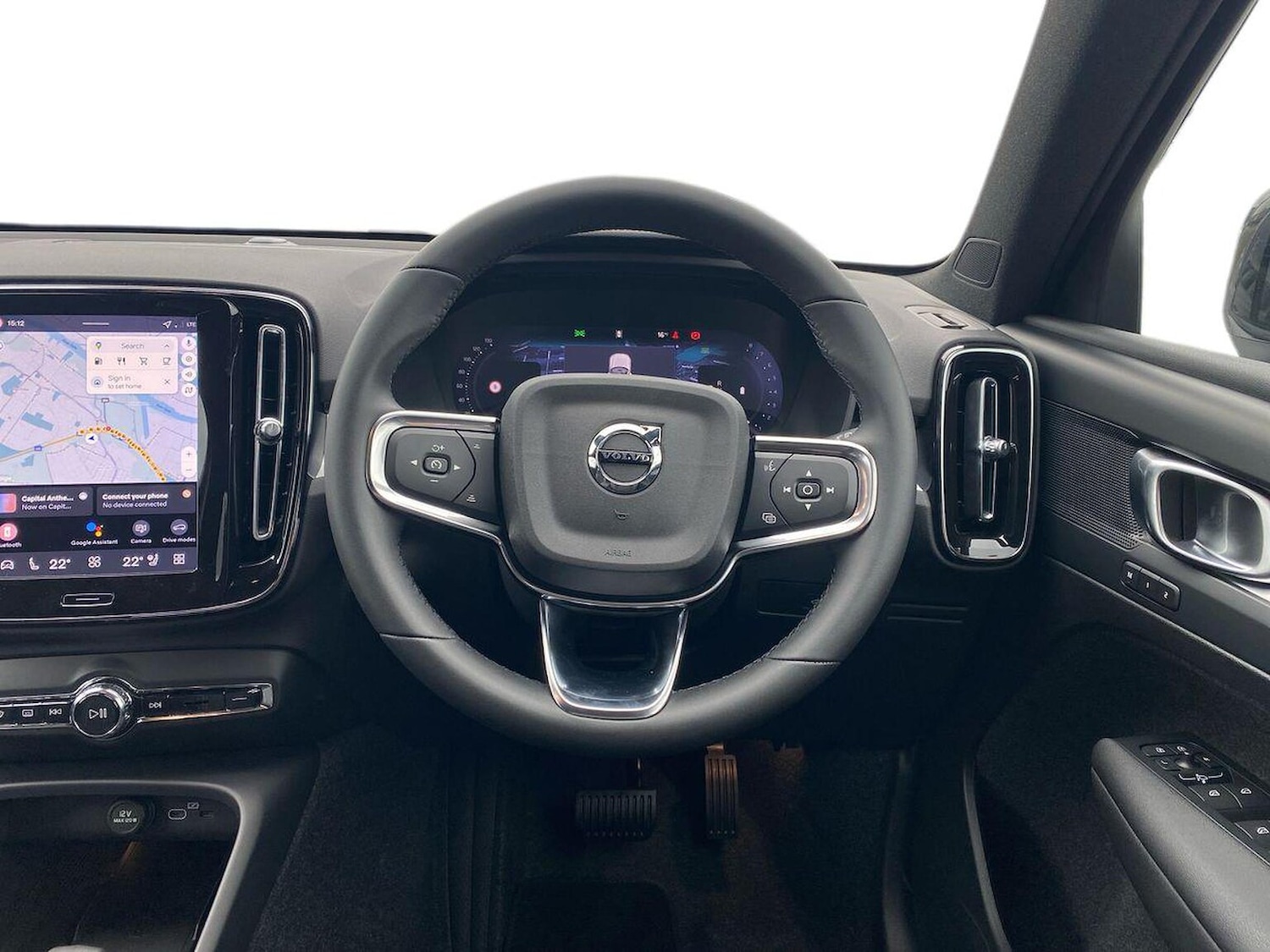 Used Volvo XC40 2025 for sale - 76107137: Photo 10