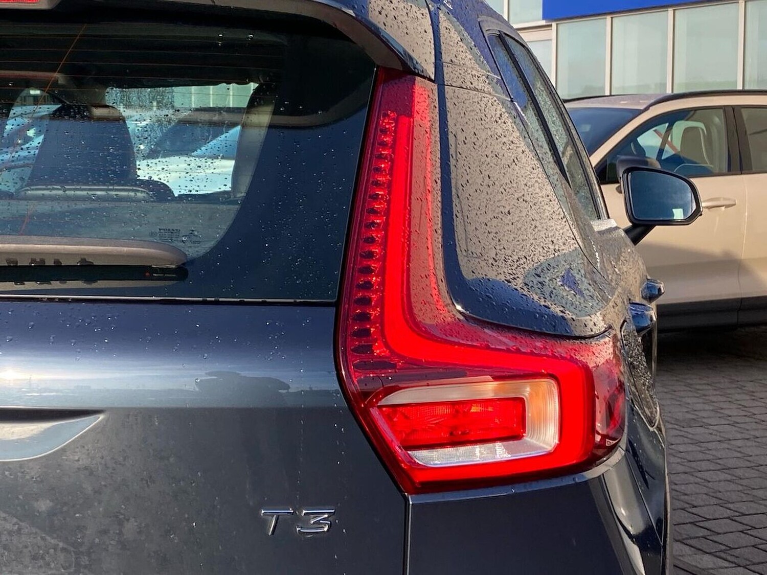 Used Volvo XC40 2021 for sale - 76382643: Photo 37