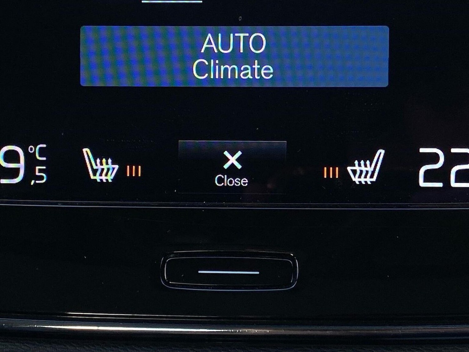 Used Volvo XC40 2021 for sale - 76382643: Photo 41