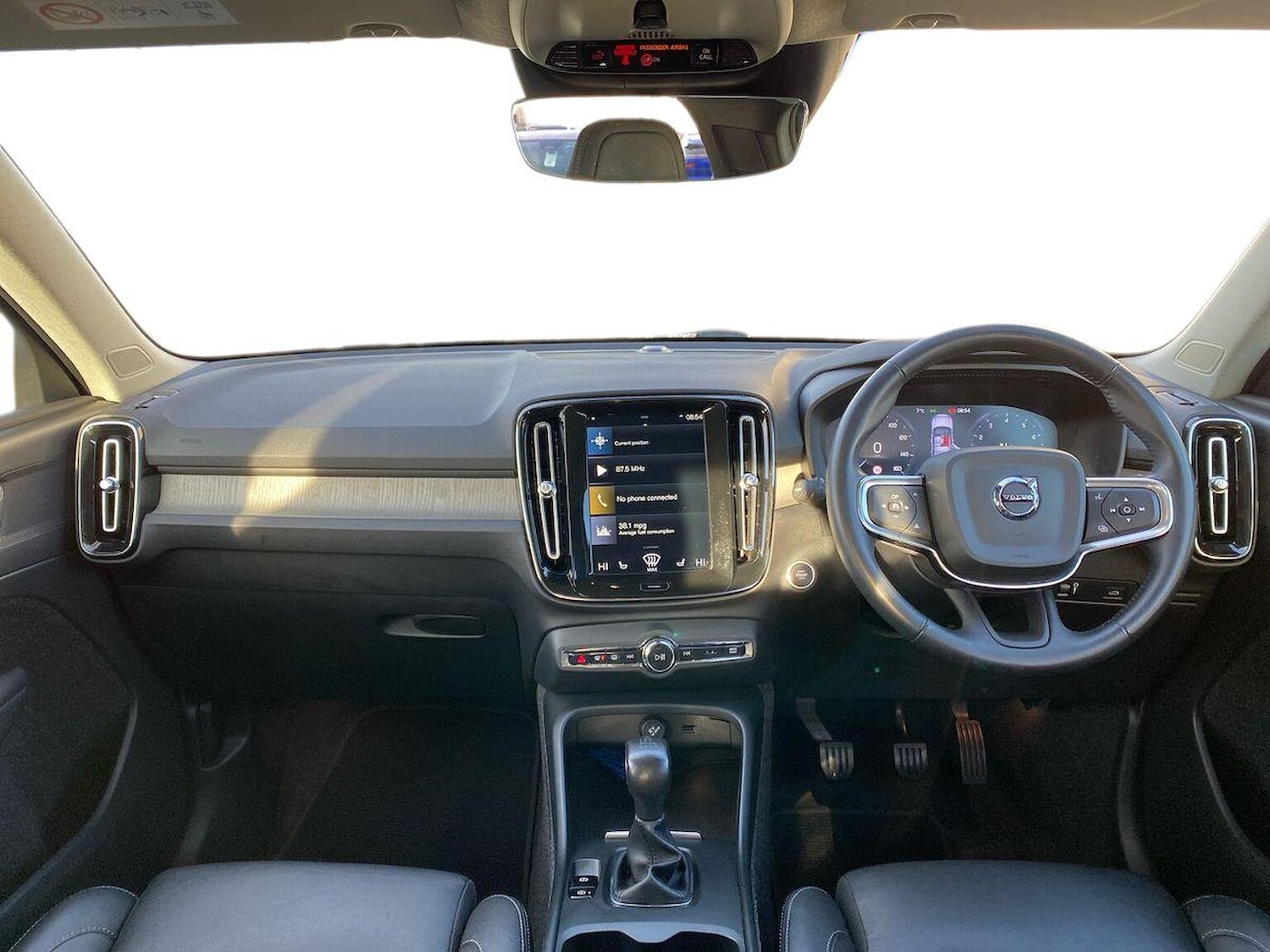 Used Volvo XC40 2021 for sale - 76382643: Photo 9