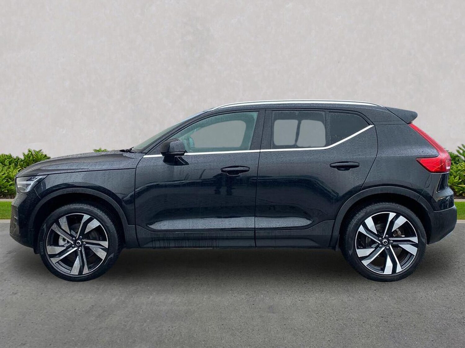 Used Volvo XC40 2025 for sale - 77676320: Photo 19