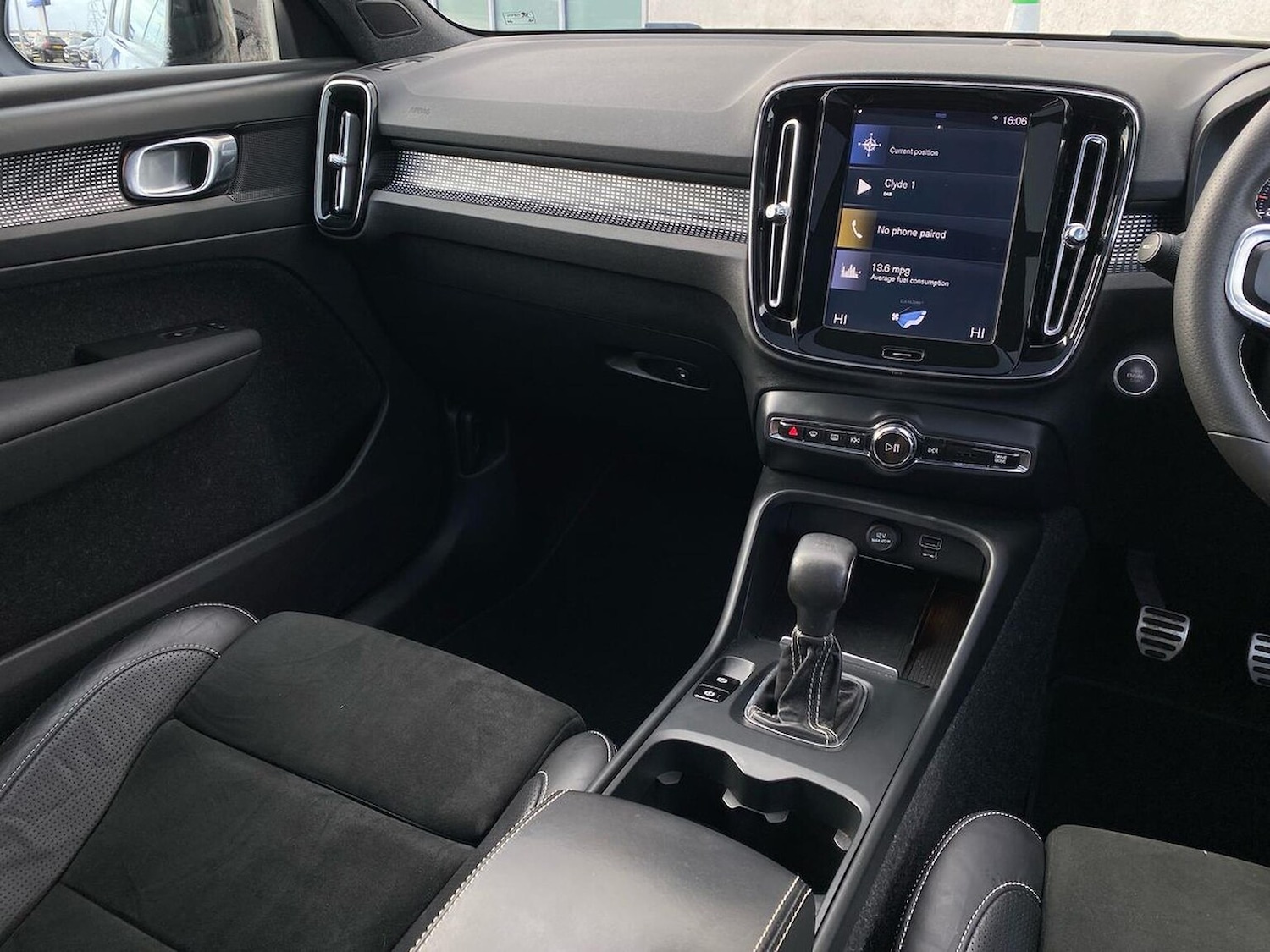 Used Volvo XC40 2020 for sale - 78192629: Photo 15