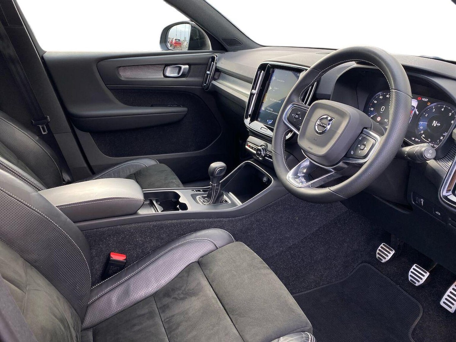 Used Volvo XC40 2020 for sale - 78192629: Photo 17