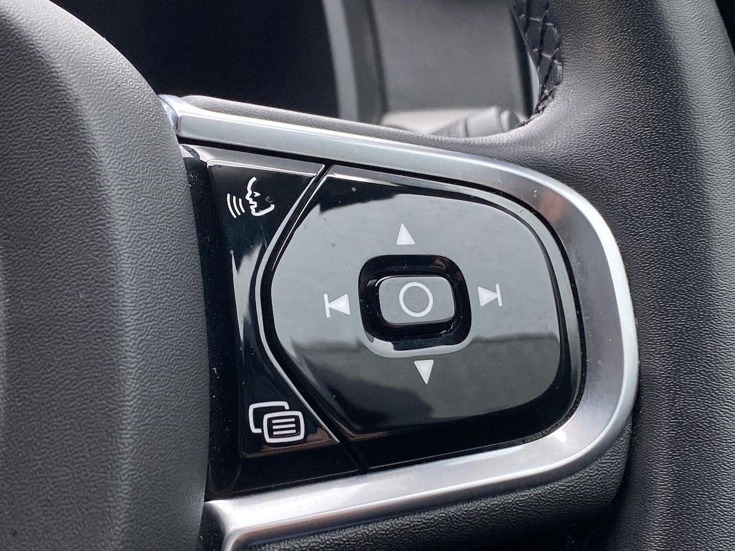 Used Volvo V90 2022 for sale - 76618504: Photo 27