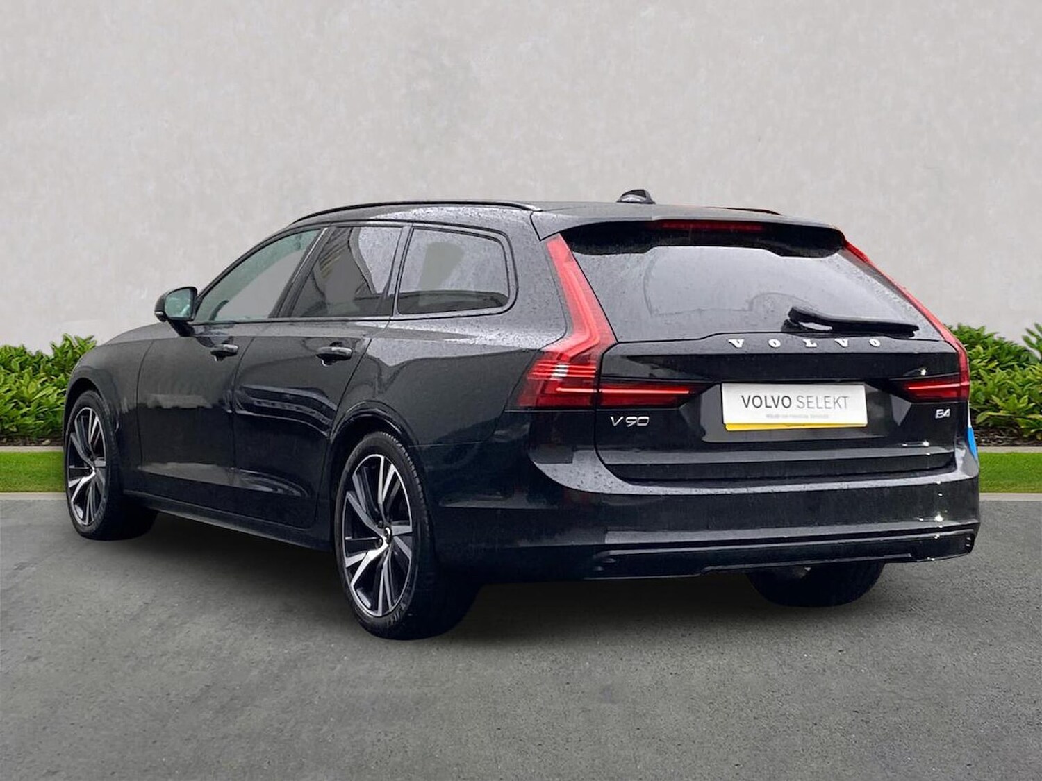 Used Volvo V90 2022 for sale - 76618504: Photo 3
