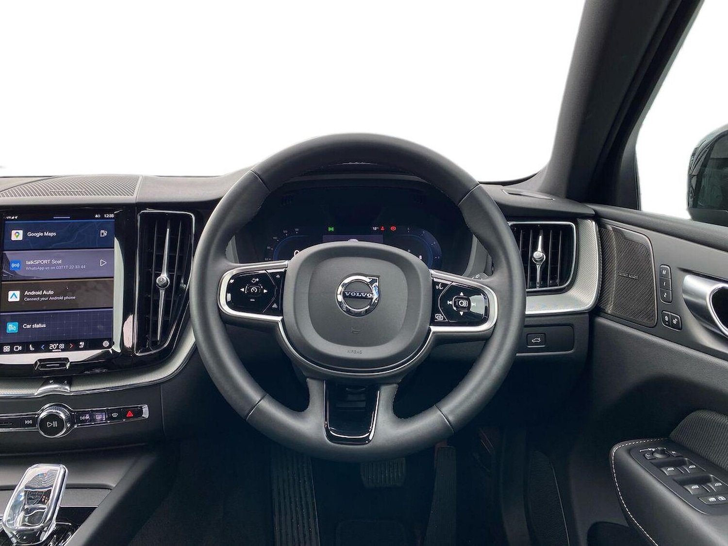 Used Volvo XC60 2023 for sale - 76171598: Photo 10