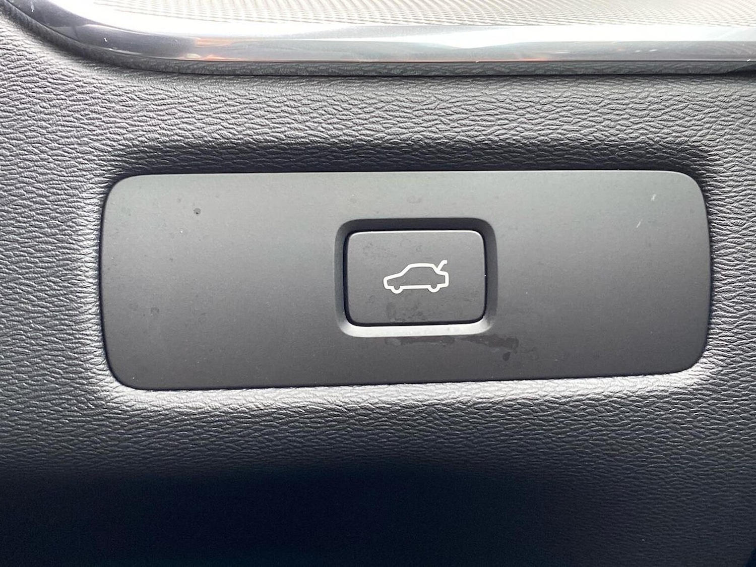 Used Volvo XC60 2023 for sale - 76171598: Photo 23
