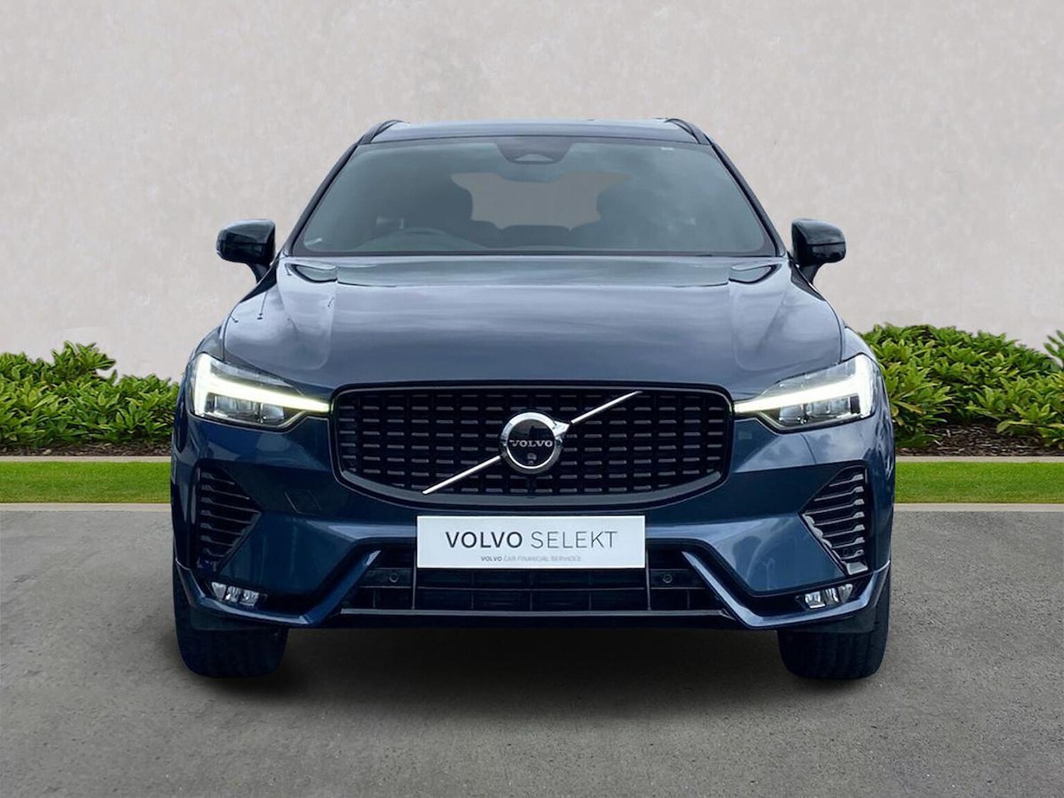 Used Volvo XC60 2023 for sale - 76171598: Photo 6