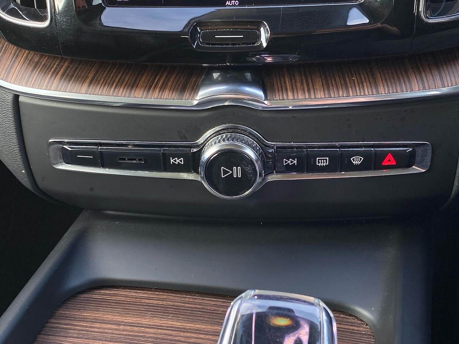 Used Volvo XC60 2022 for sale - 76365092: Photo 13