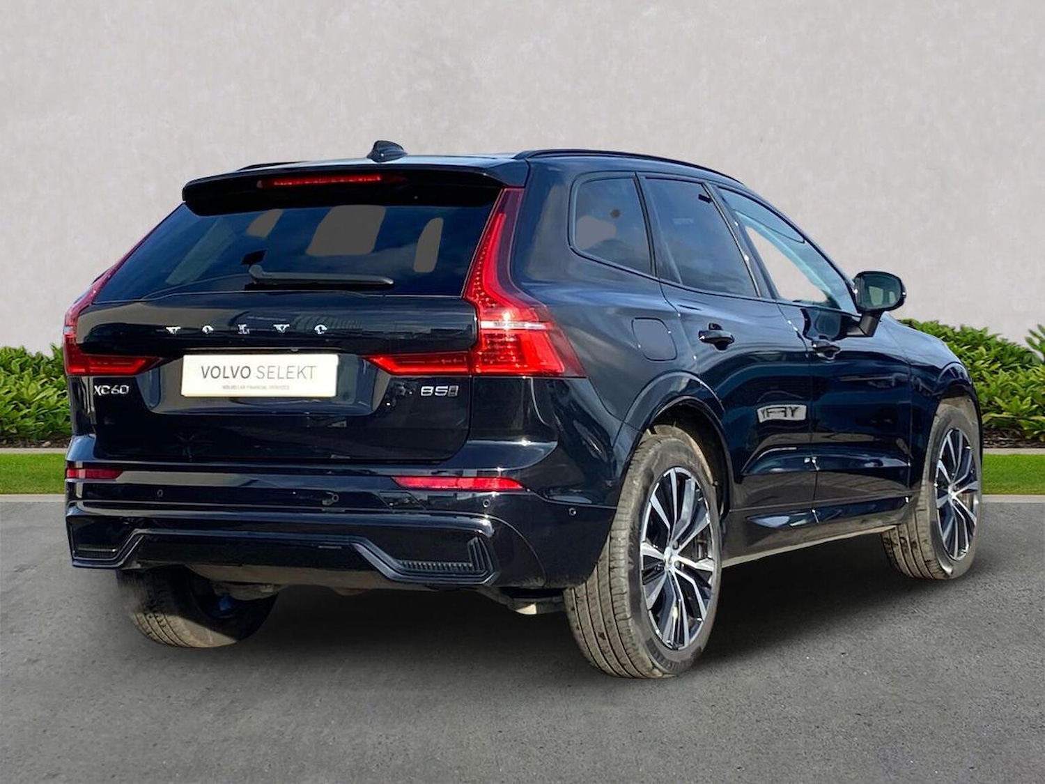 Used Volvo XC60 2022 for sale - 76365092: Photo 19