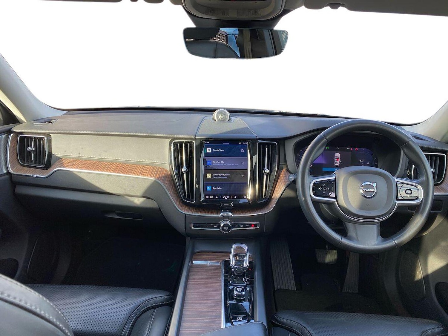 Used Volvo XC60 2022 for sale - 76365092: Photo 9