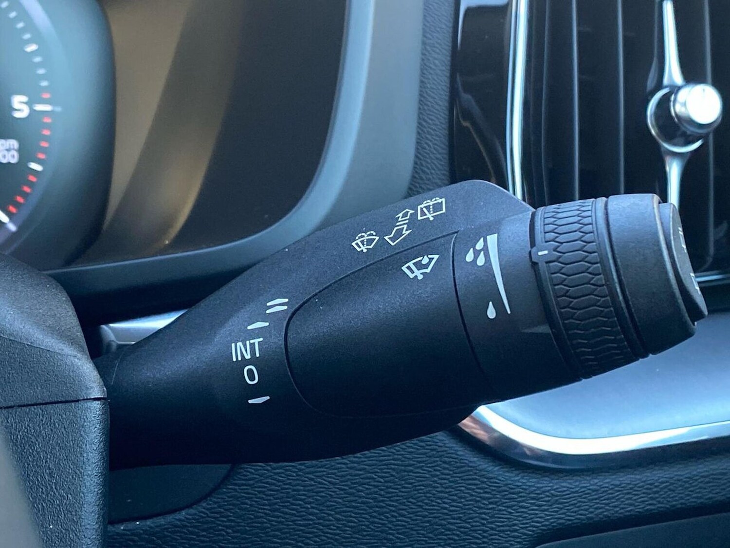 Used Volvo XC60 2021 for sale - 76396952: Photo 29