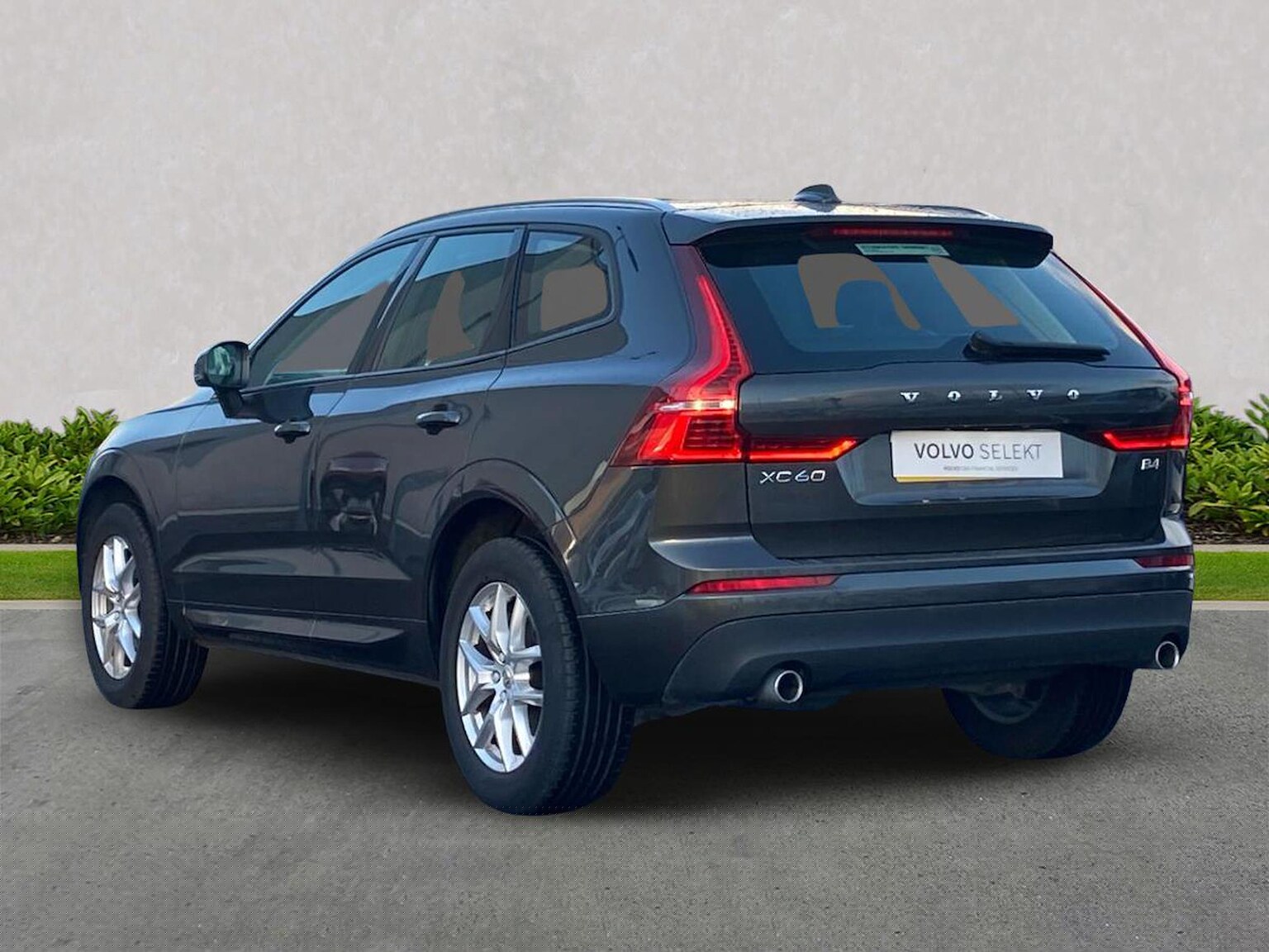 Used Volvo XC60 2021 for sale - 76396952: Photo