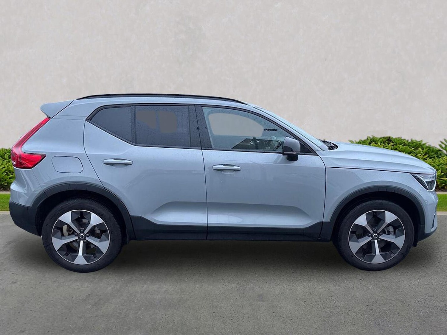 Used Volvo XC40 2024 for sale - 77508646: Photo 3