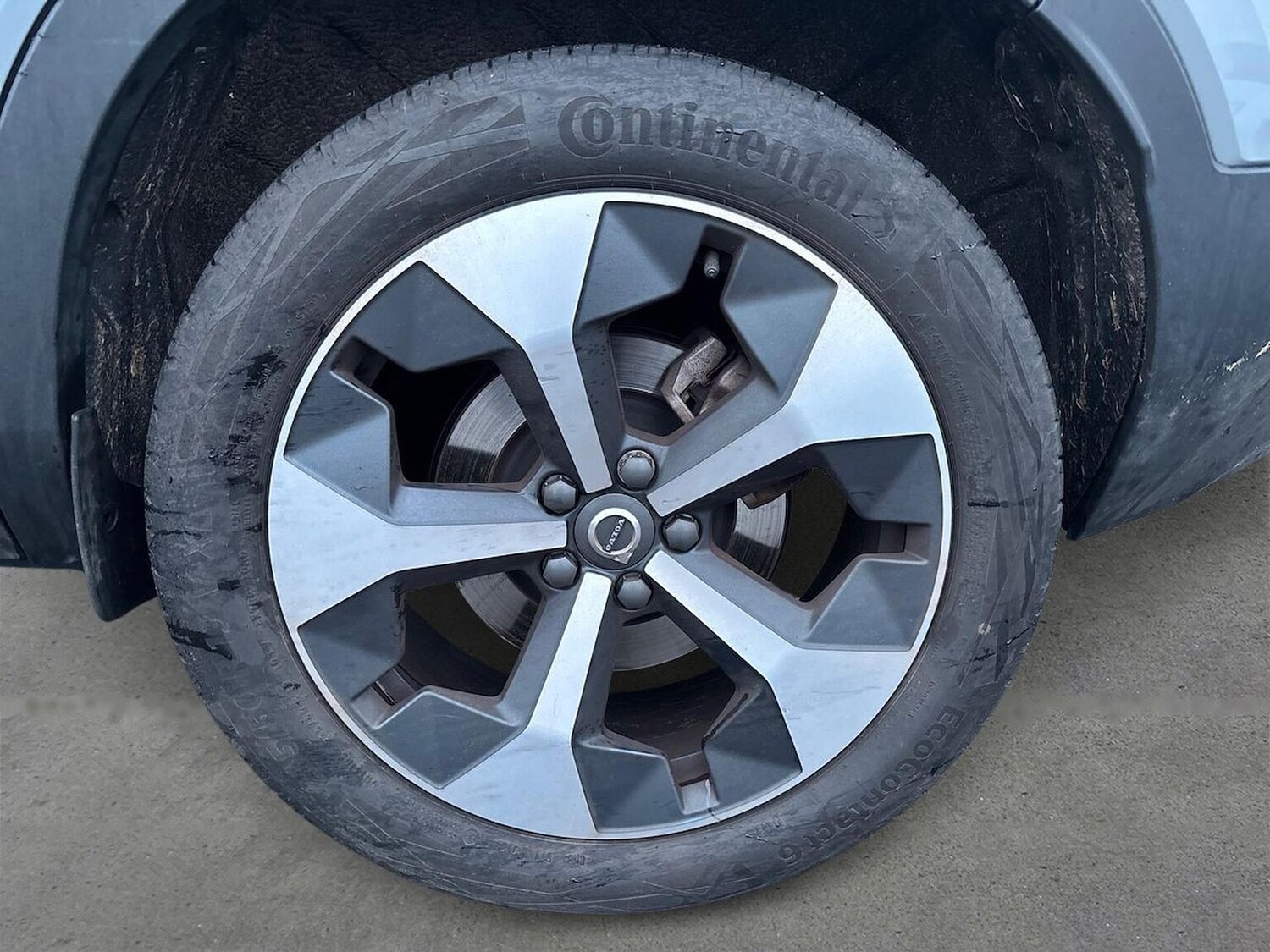 Used Volvo XC40 2024 for sale - 77508646: Photo 6