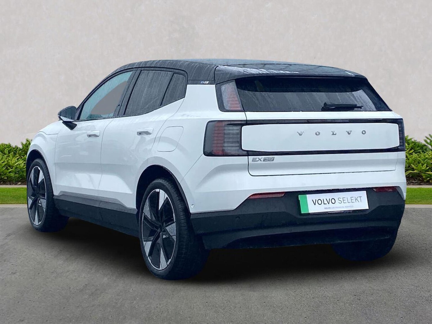 Used Volvo EX30 2025 for sale - 77973988: Photo 3