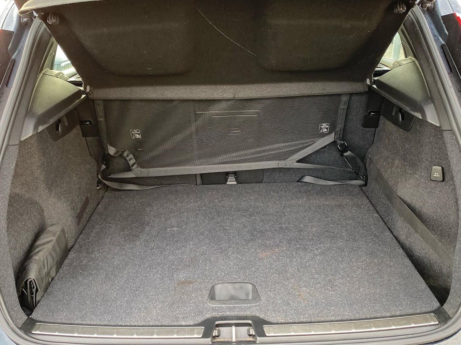 Used Volvo XC40 2020 for sale - 76497249: Photo 17