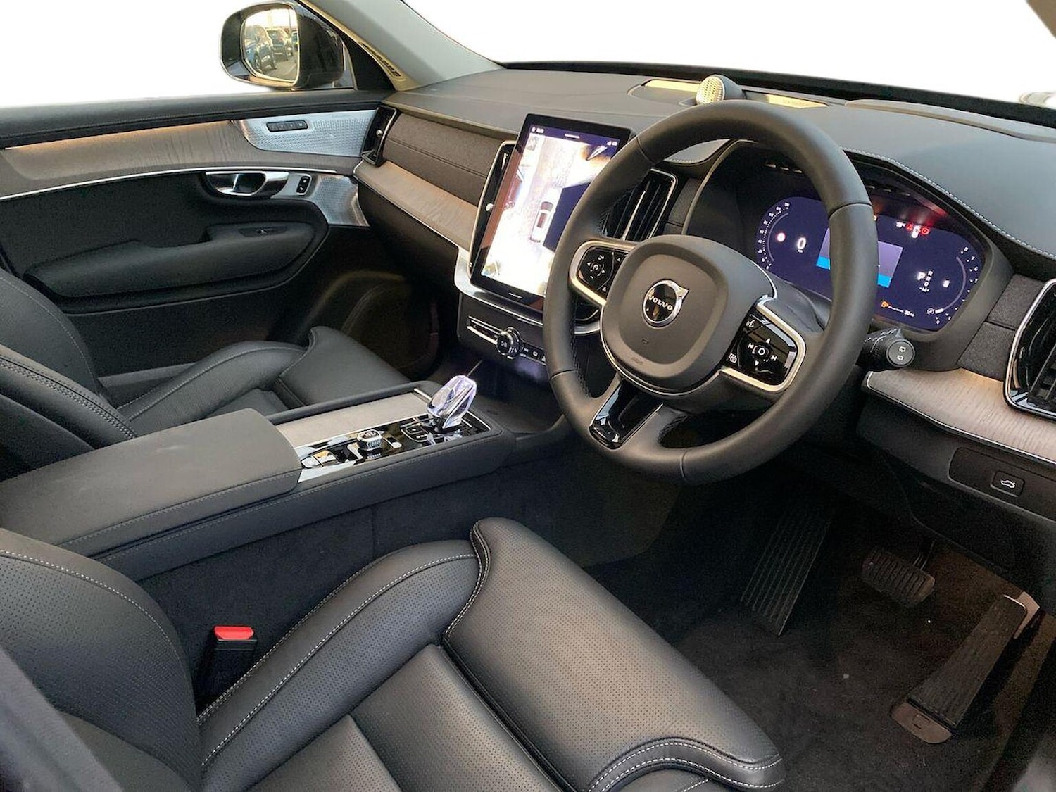 Used Volvo XC90 2025 for sale - 76497227: Photo 16