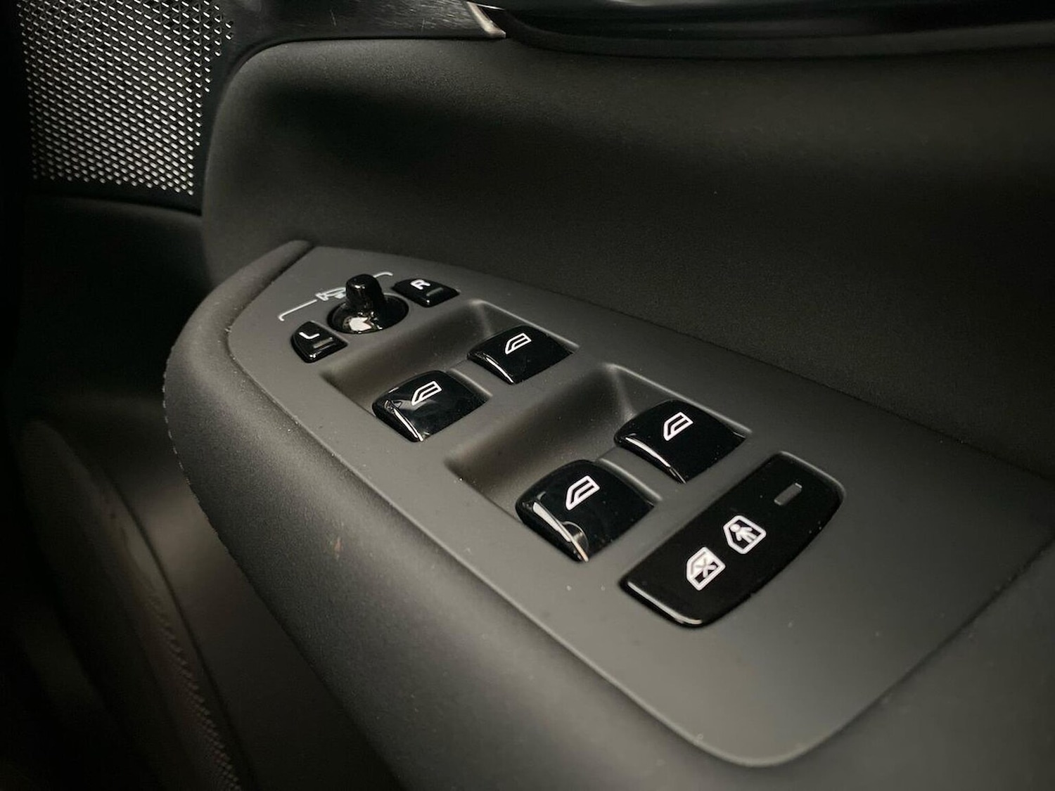 Used Volvo XC90 2025 for sale - 76497227: Photo 22