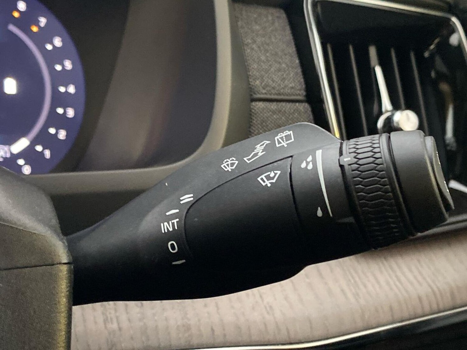 Used Volvo XC90 2025 for sale - 76497227: Photo 29