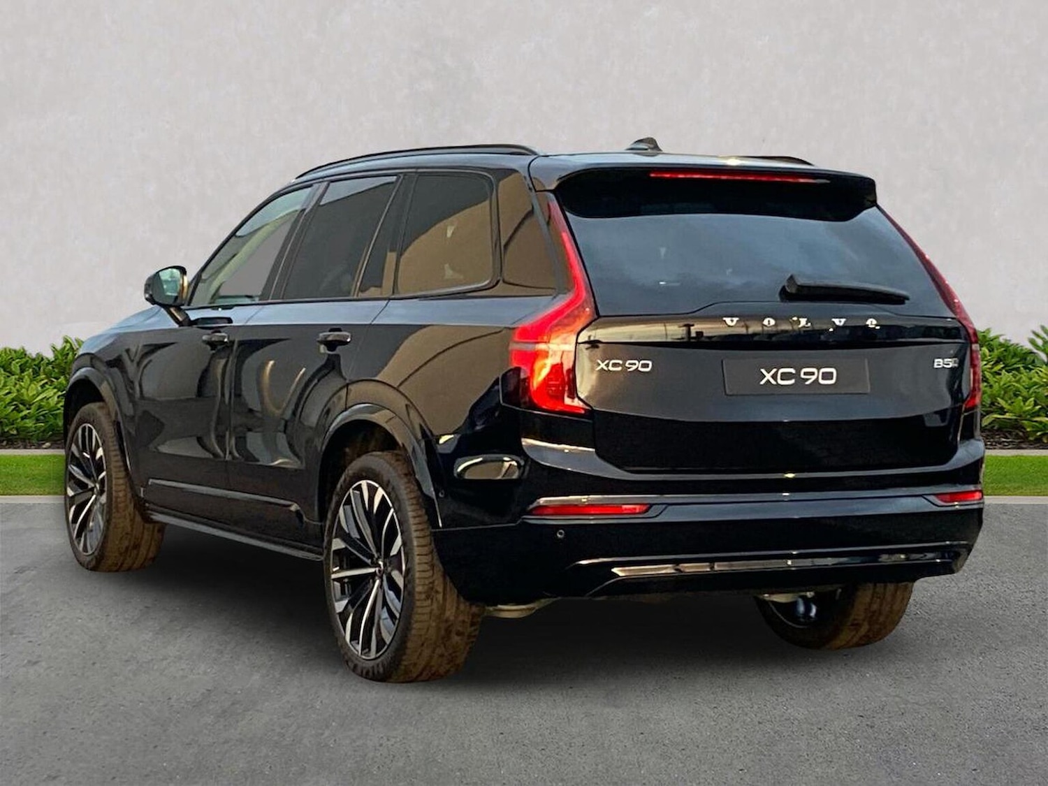 Used Volvo XC90 2025 for sale - 76497227: Photo 3