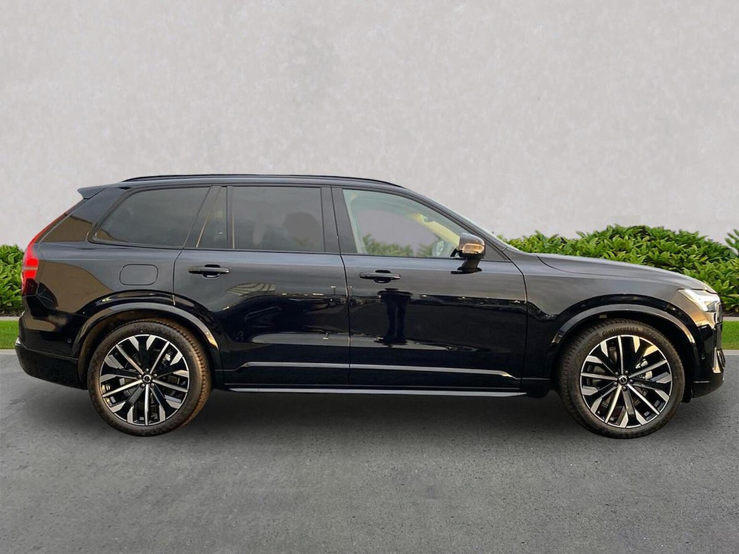 Used Volvo XC90 2025 for sale - 76497227: Photo 4