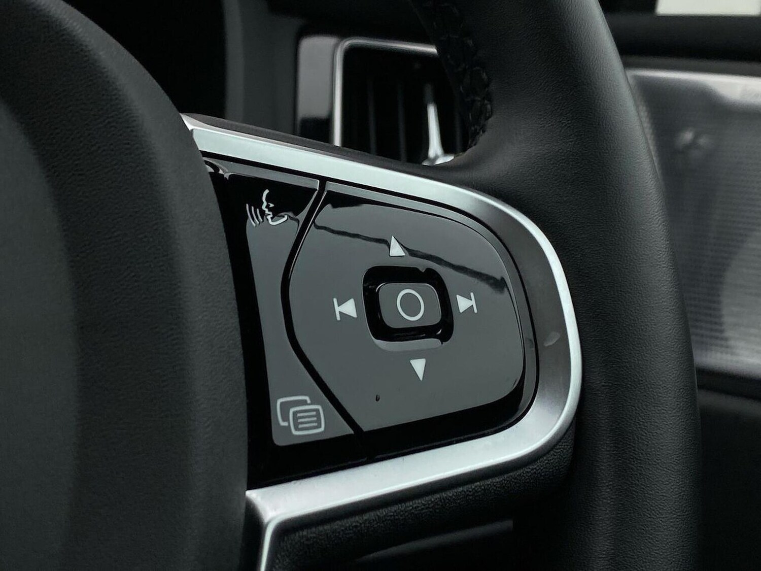 Used Volvo XC60 2025 for sale - 78144512: Photo 27