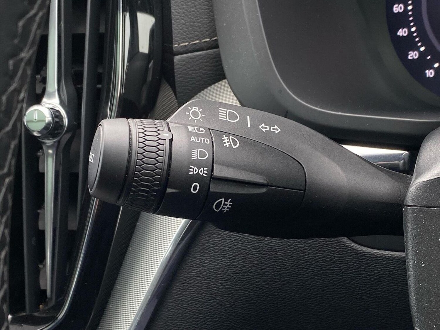 Used Volvo XC60 2025 for sale - 78144512: Photo 30