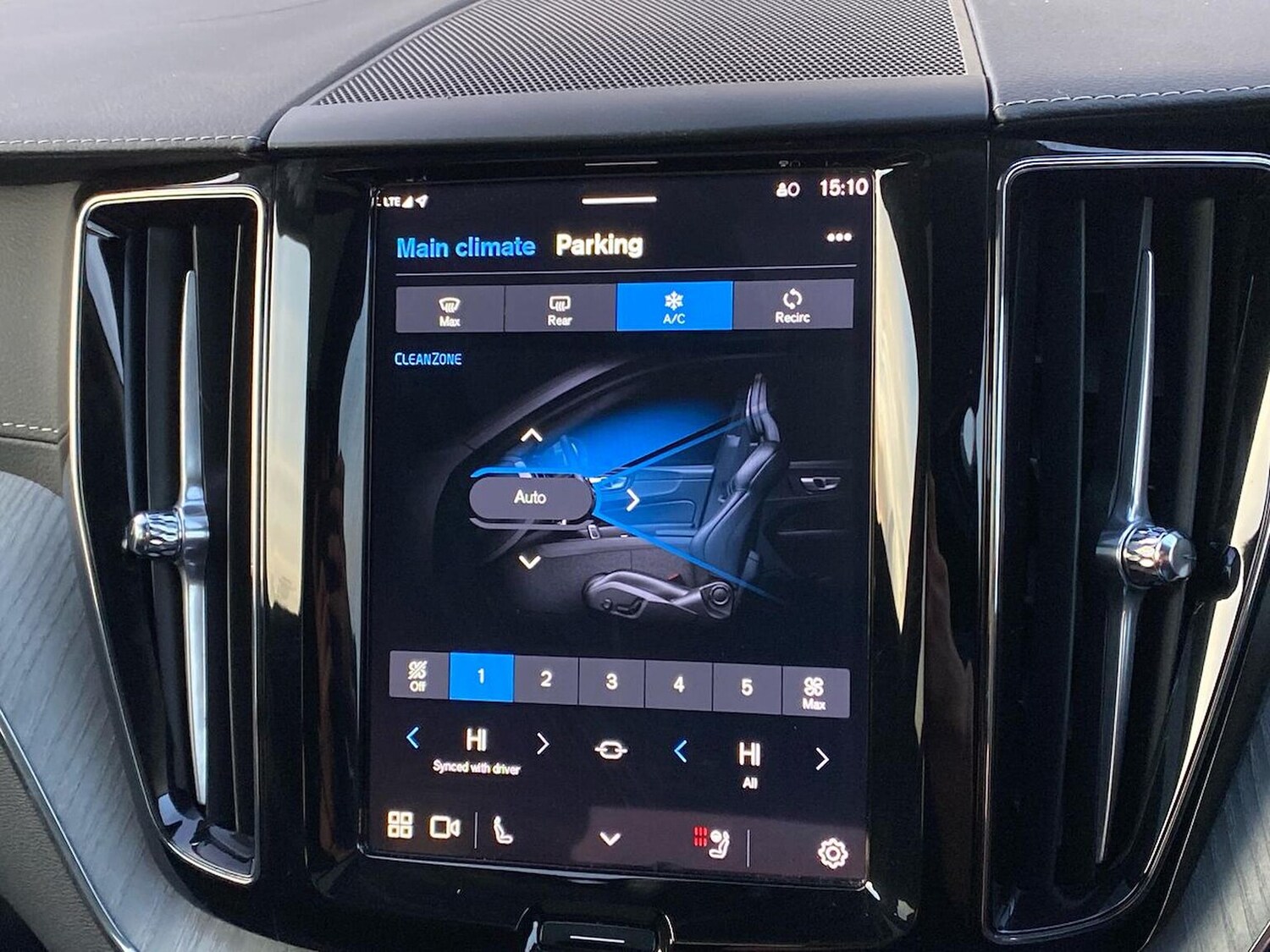 Used Volvo XC60 2025 for sale - 77489743: Photo 25