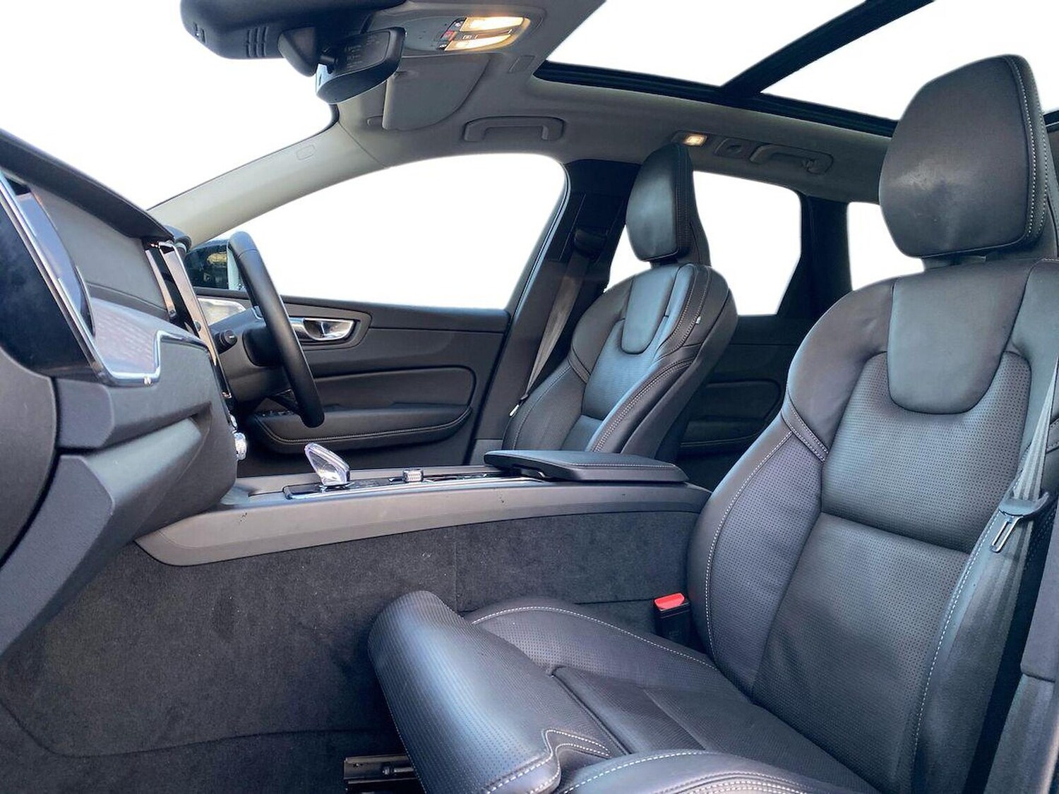 Used Volvo XC60 2025 for sale - 77489743: Photo 7