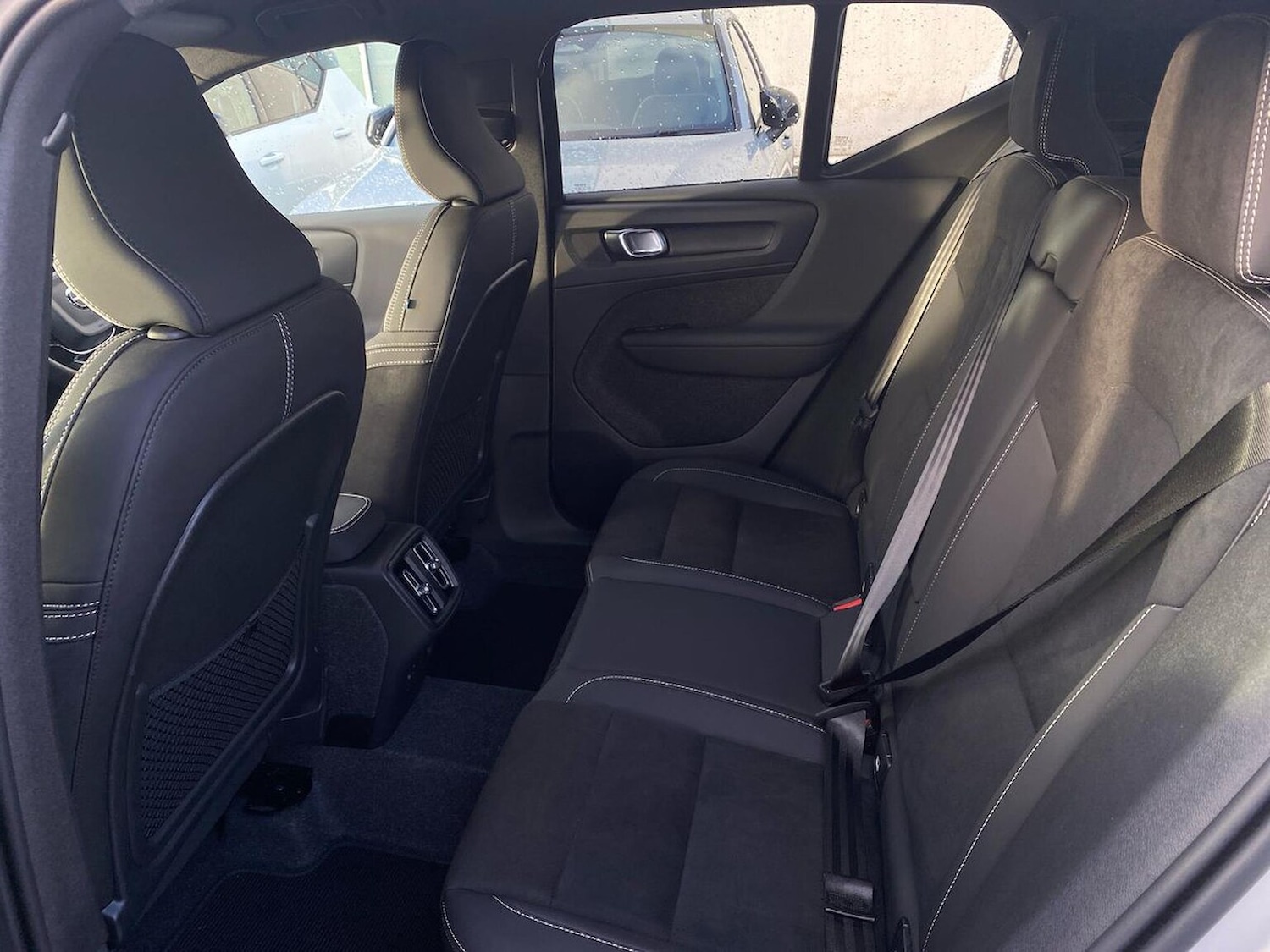 Used Volvo XC40 2024 for sale - 76347029: Photo 17