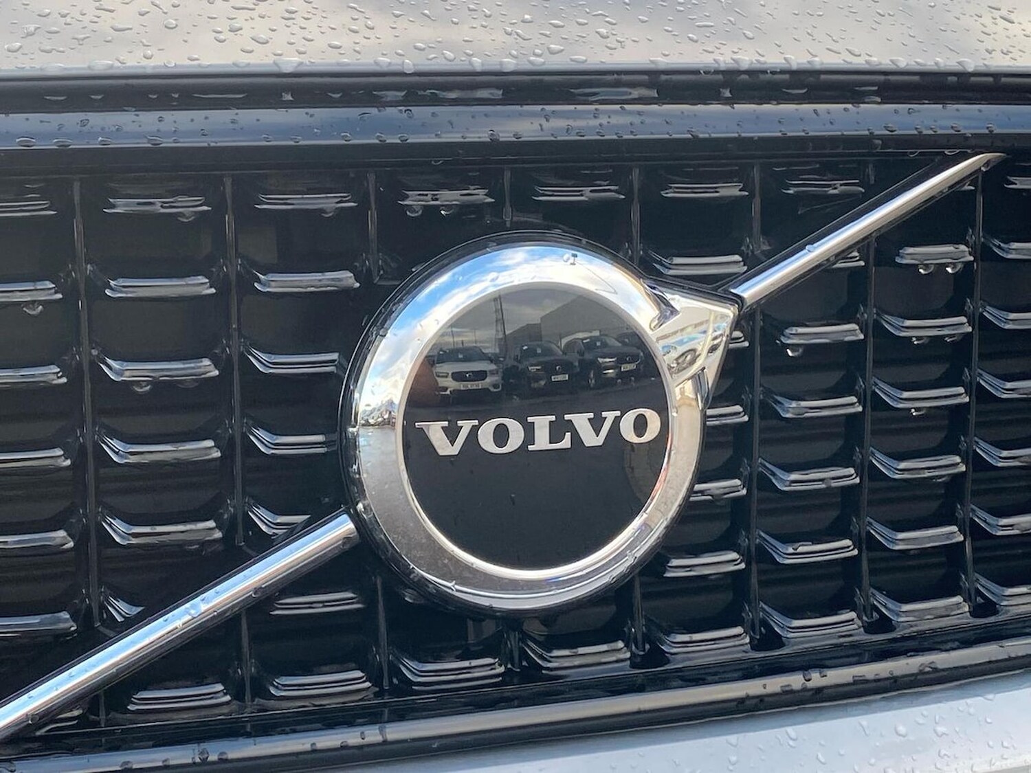 Used Volvo XC40 2024 for sale - 76347029: Photo 32