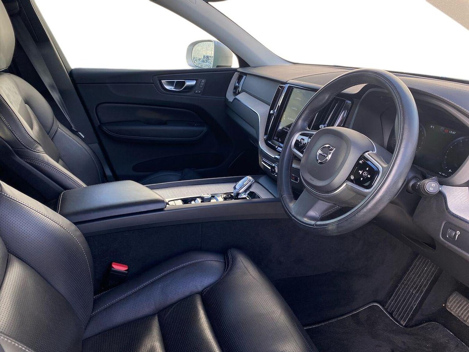 Used Volvo XC60 2021 for sale - 77715391: Photo 15