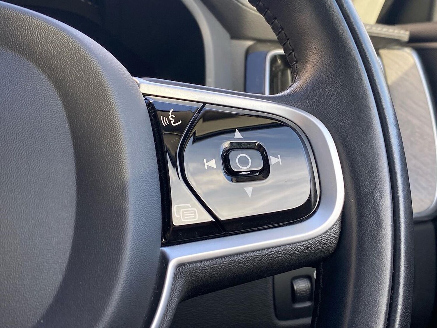 Used Volvo XC60 2021 for sale - 77715391: Photo 26