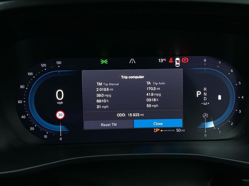 Used Volvo XC40 2023 for sale - 76477216: Photo 10