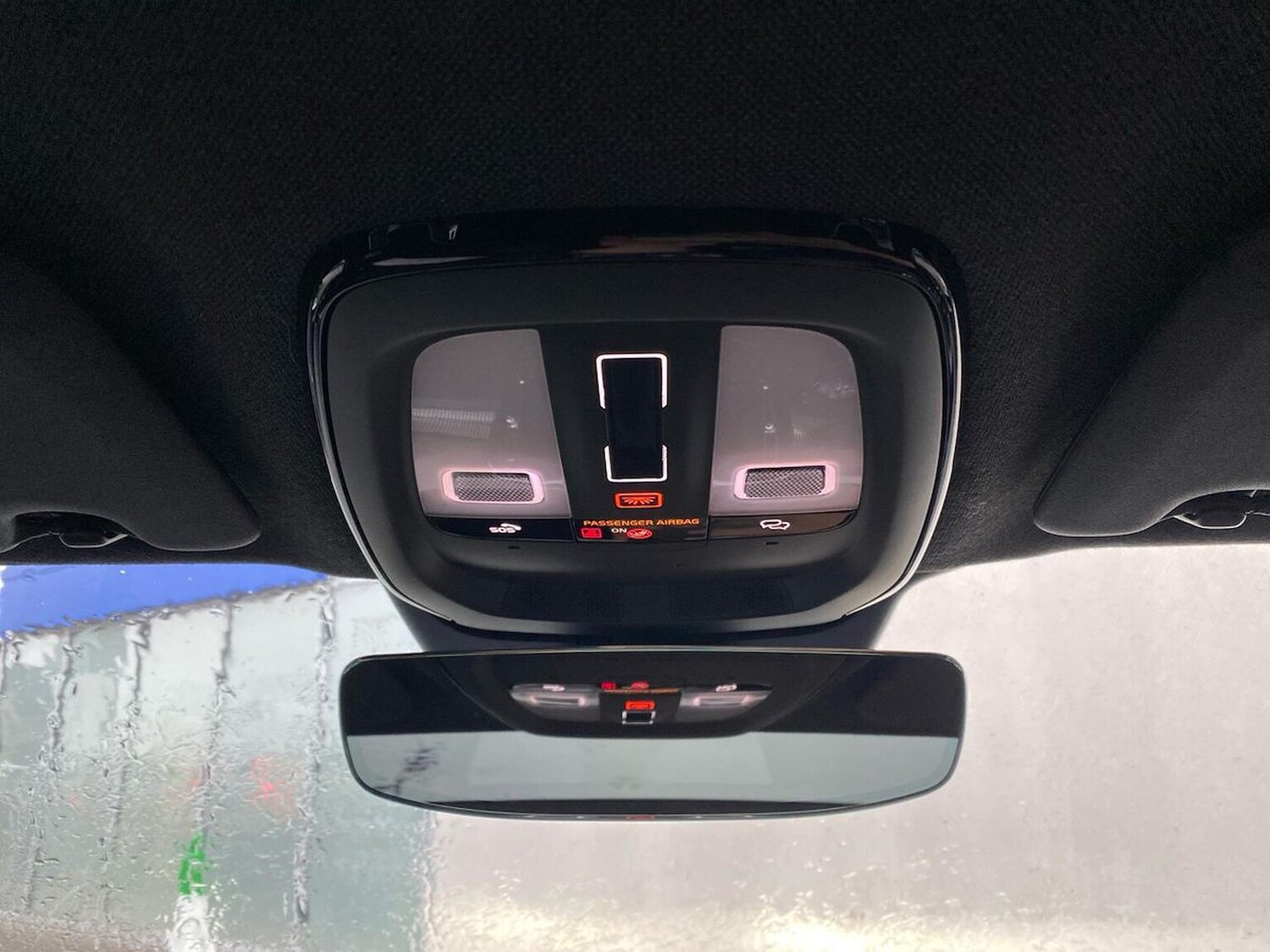 Used Volvo XC40 2023 for sale - 76477216: Photo 14