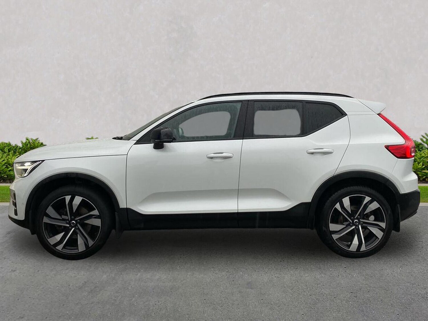 Used Volvo XC40 2023 for sale - 76477216: Photo 19