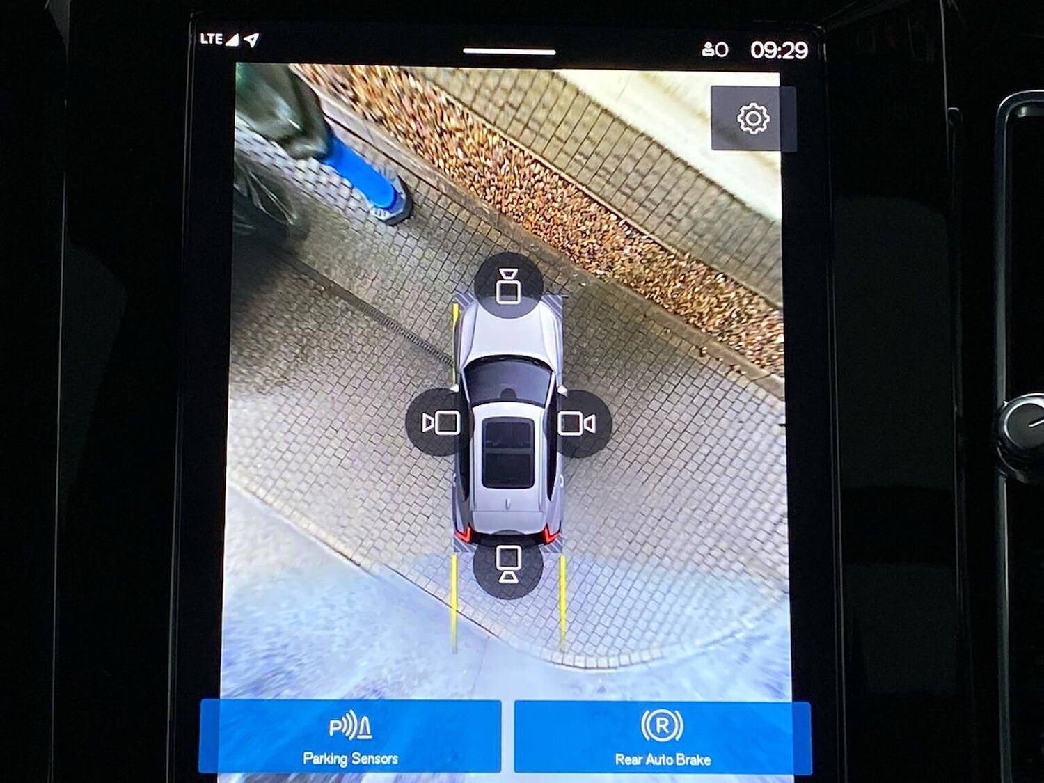 Used Volvo XC40 2023 for sale - 76477216: Photo 23