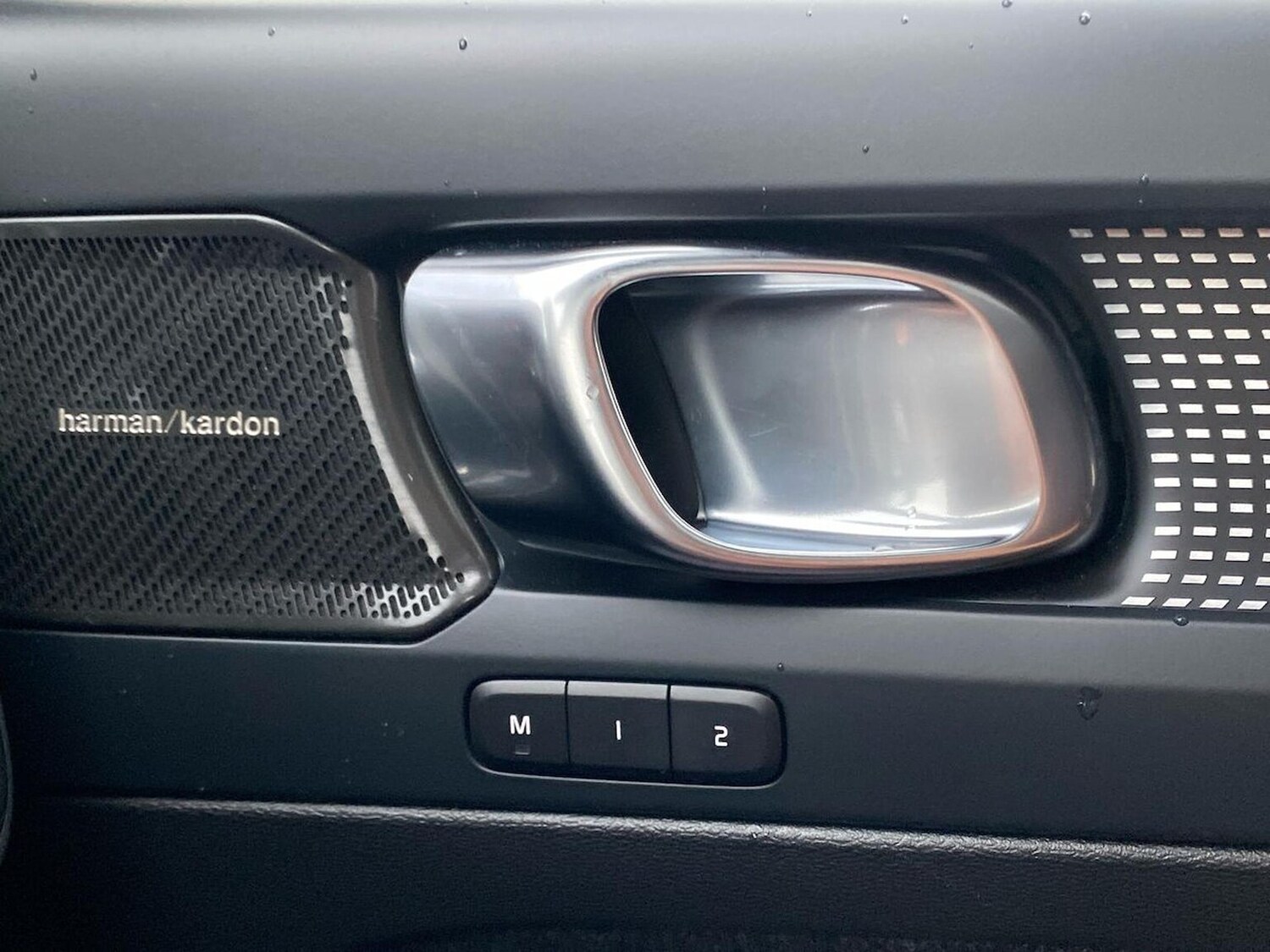 Used Volvo XC40 2023 for sale - 76477216: Photo 39