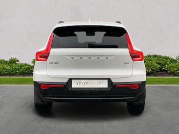Used Volvo XC40 2023 for sale - 76477216: Photo