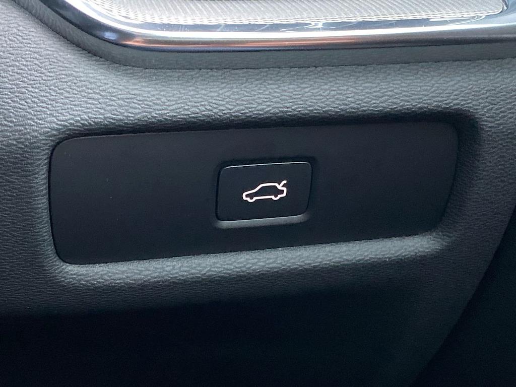 Used Volvo V60 2025 for sale - 76892162: Photo 23