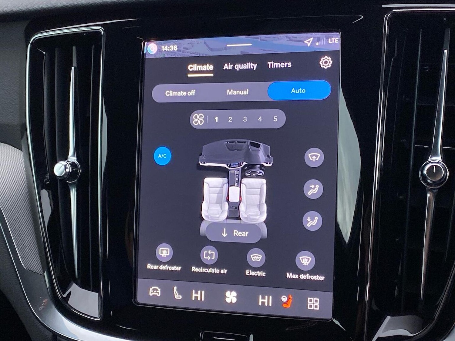 Used Volvo V60 2025 for sale - 76892162: Photo 26