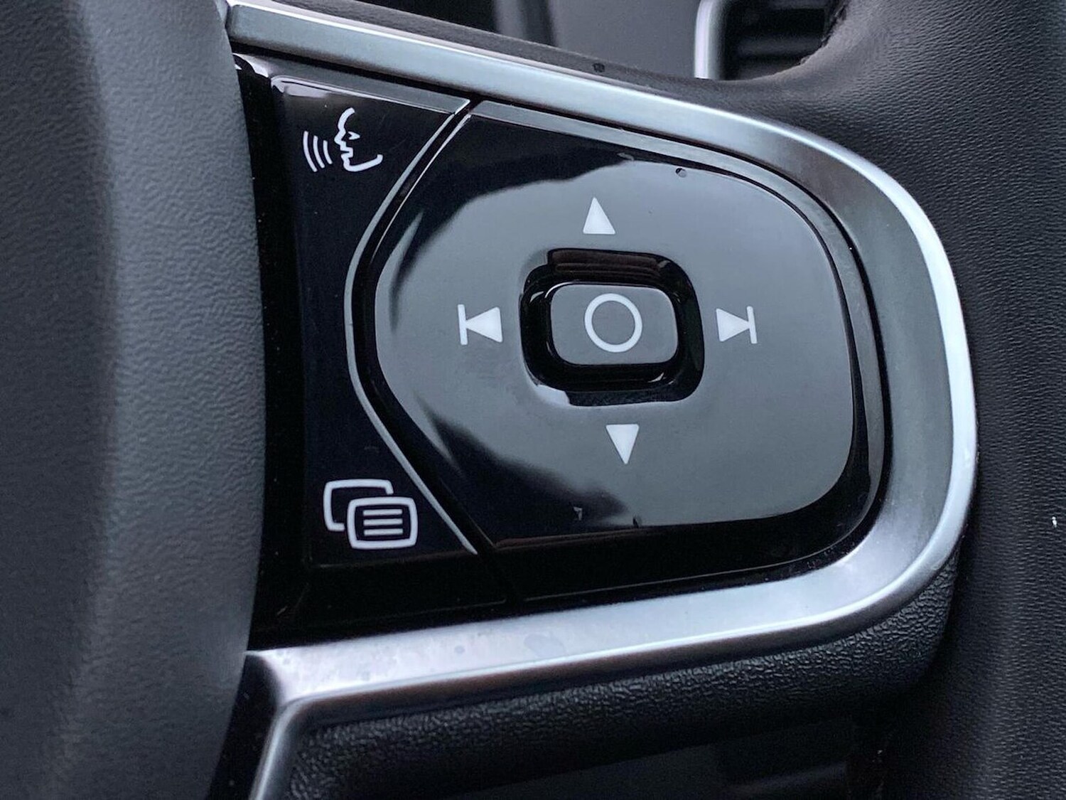 Used Volvo XC90 2023 for sale - 78004656: Photo 26