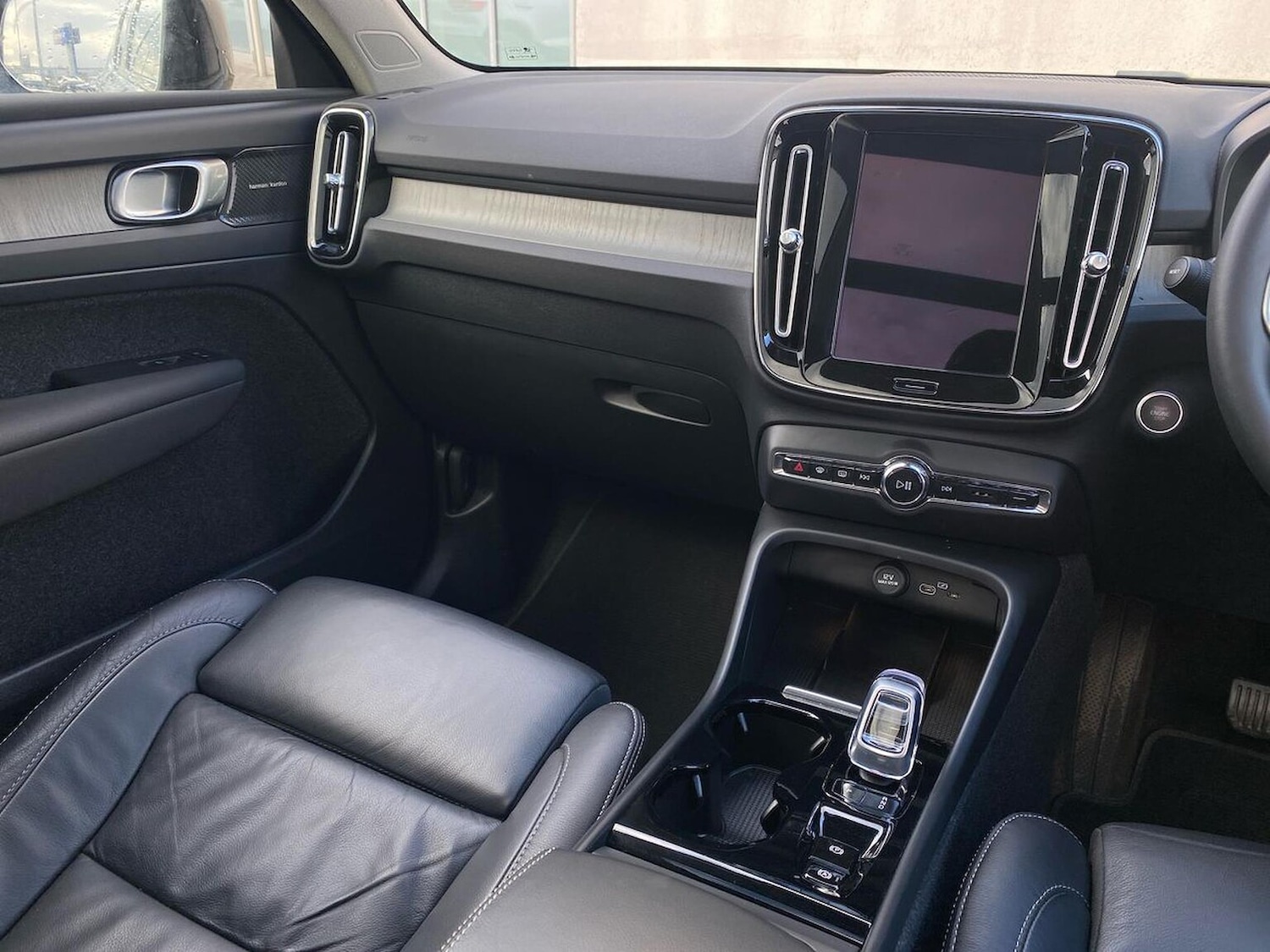 Used Volvo XC40 2022 for sale - 77888671: Photo 13