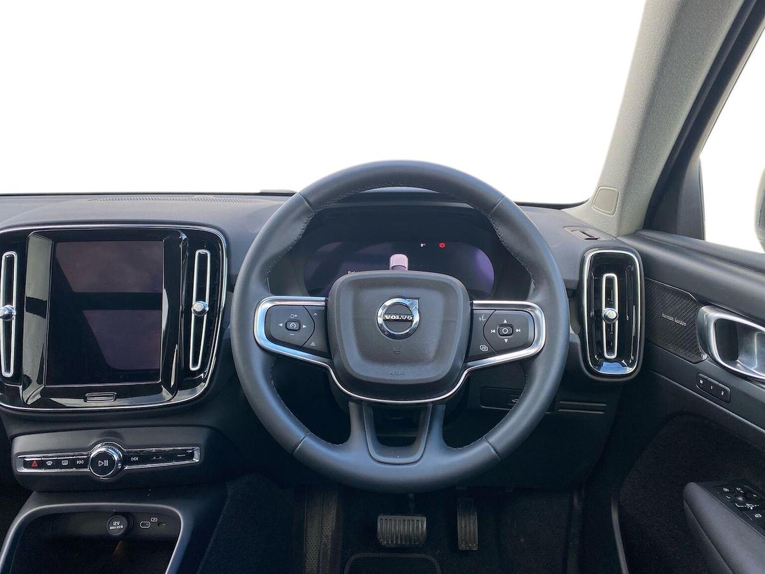 Used Volvo XC40 2022 for sale - 77888671: Photo 9