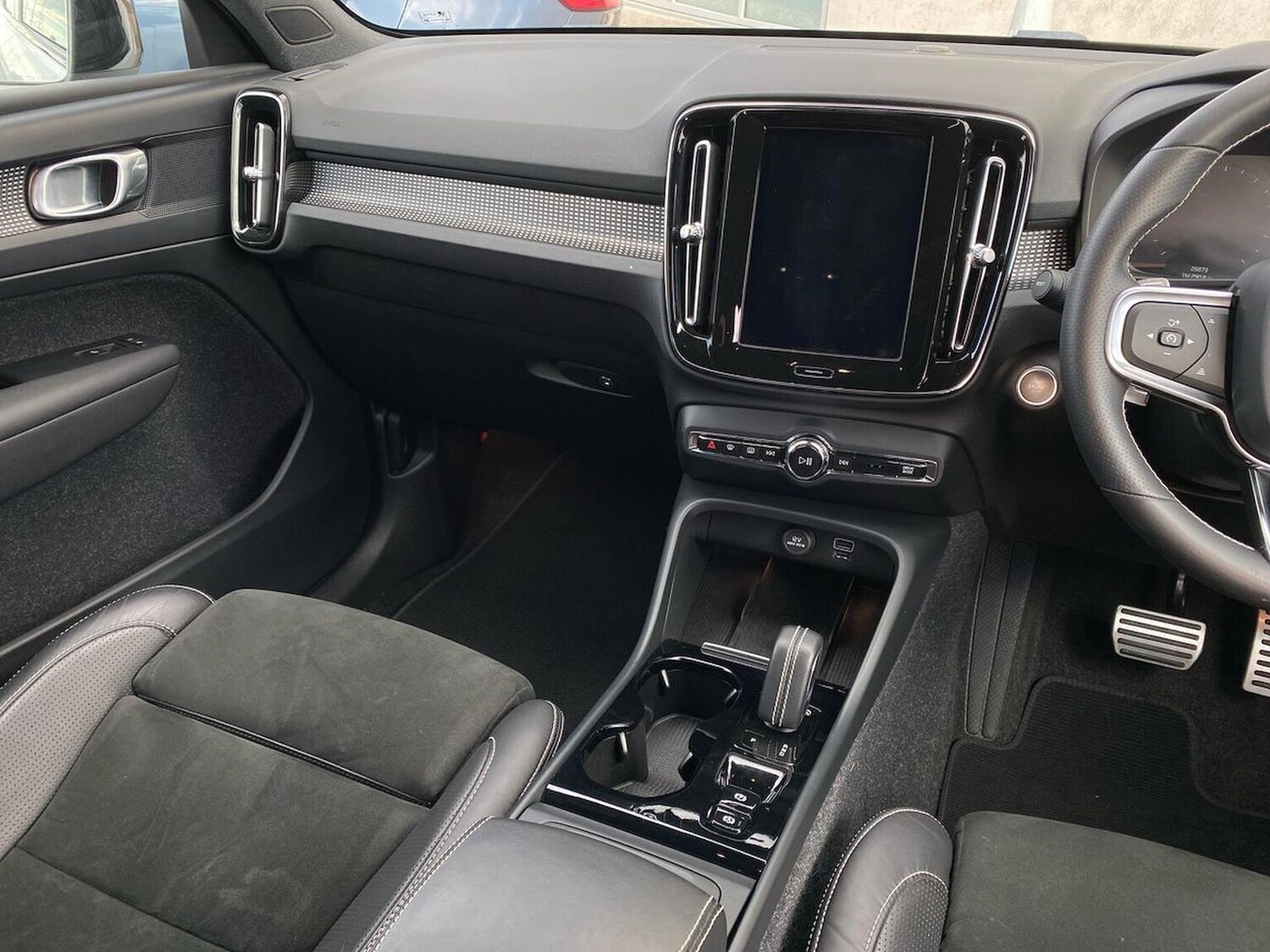 Used Volvo XC40 2019 for sale - 78191221: Photo 15