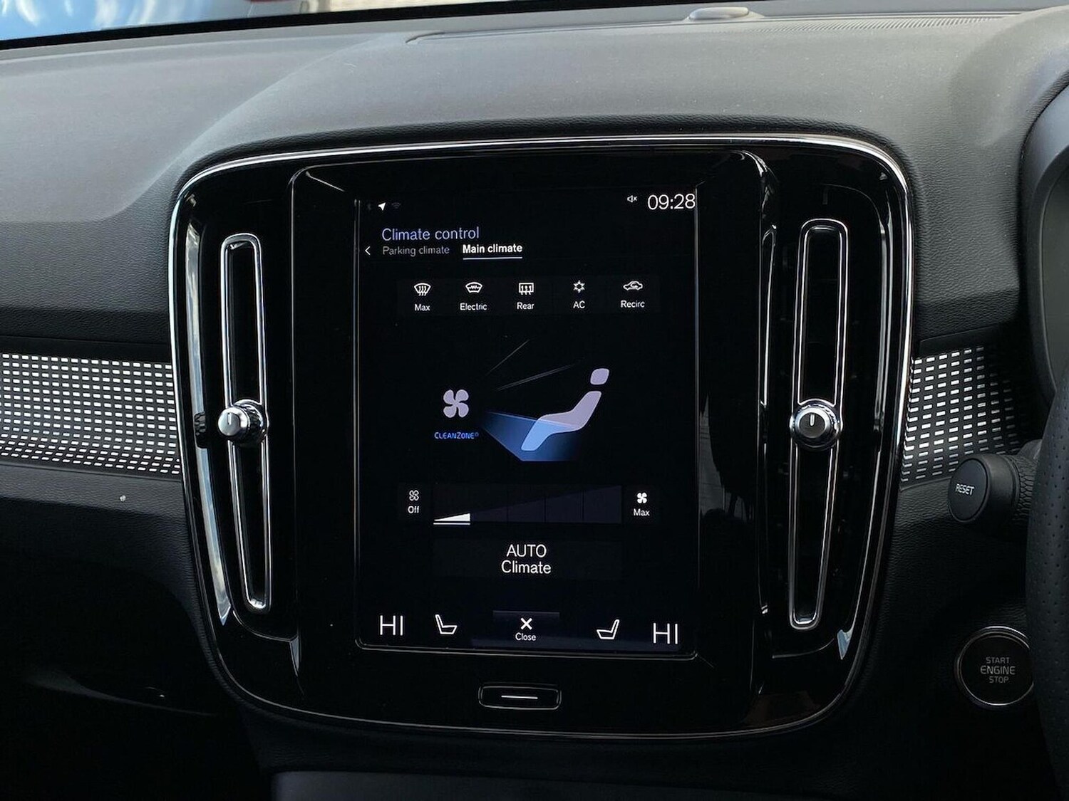 Used Volvo XC40 2019 for sale - 78191221: Photo 26