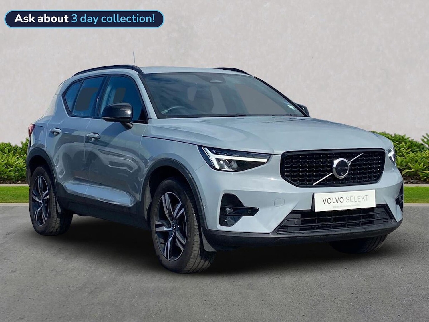 Used Volvo XC40 2023 for sale - 76082476: Photo 1
